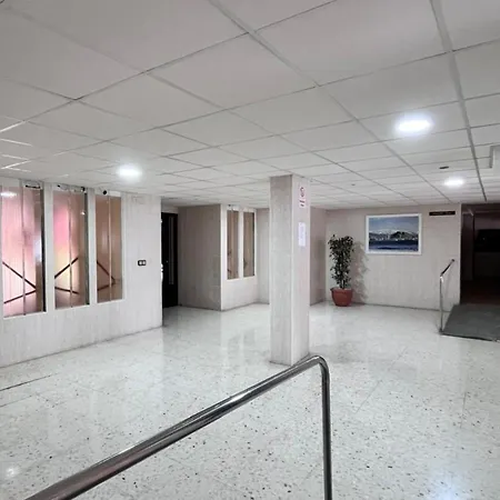 Apartmán 3-bedroom 2-bathroom Flat Ideal For Families And Nomads Alicante