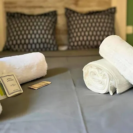 3-bedroom 2-bathroom Flat Ideal For Families And Nomads