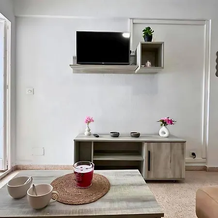 3-bedroom 2-bathroom Flat Ideal For Families And Nomads