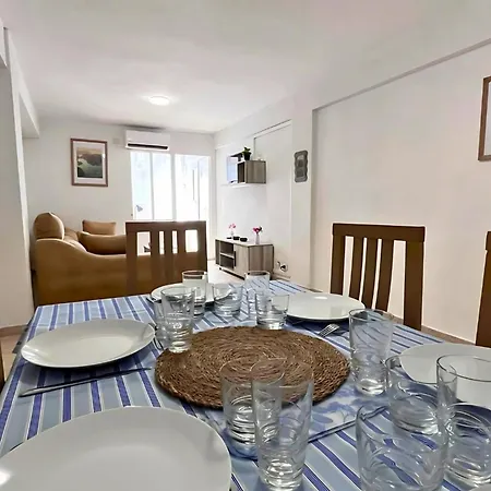 3-bedroom 2-bathroom Flat Ideal For Families And Nomads Apartmán Alicante